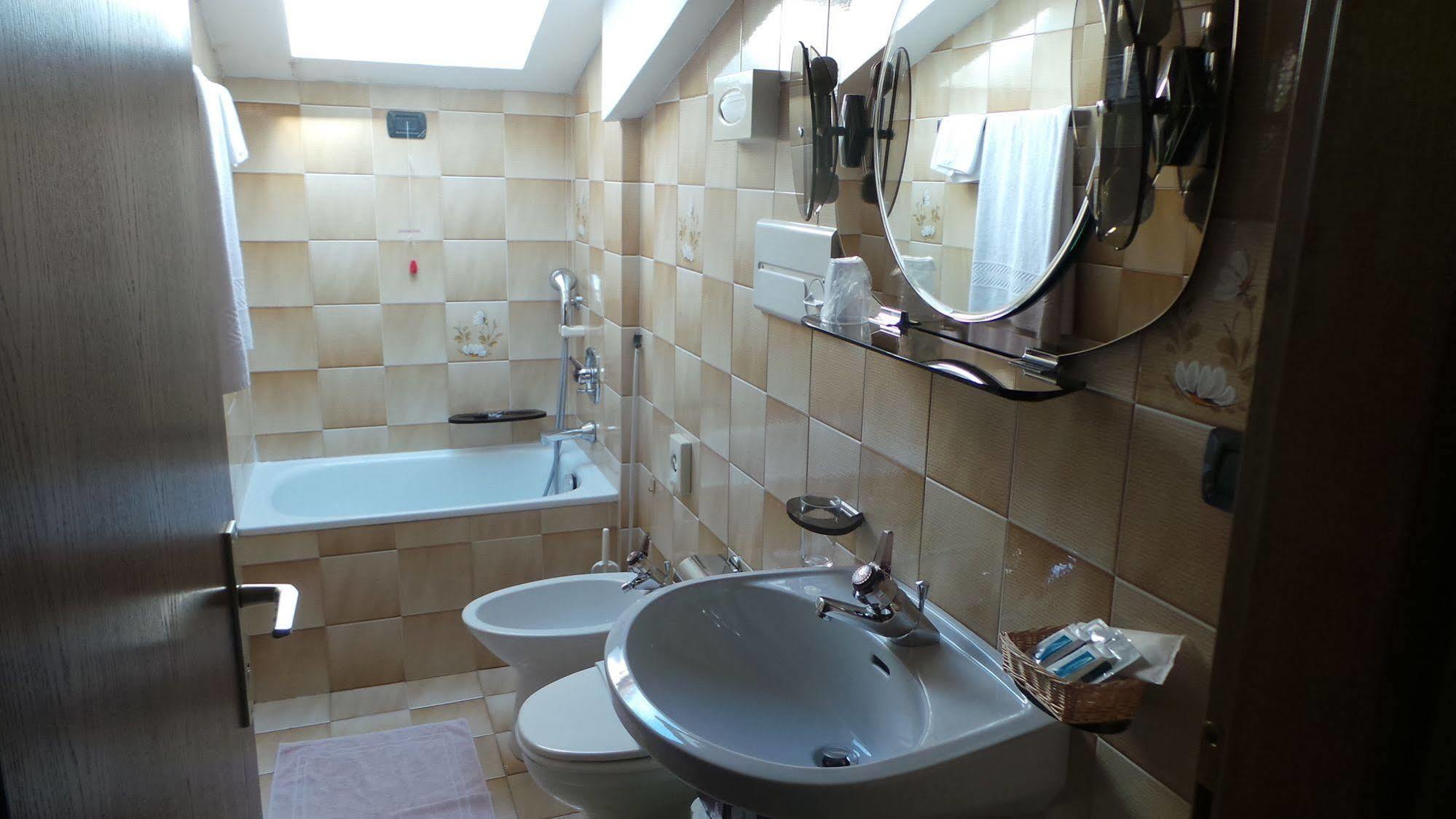Albergo Antico Predazzo Luaran gambar