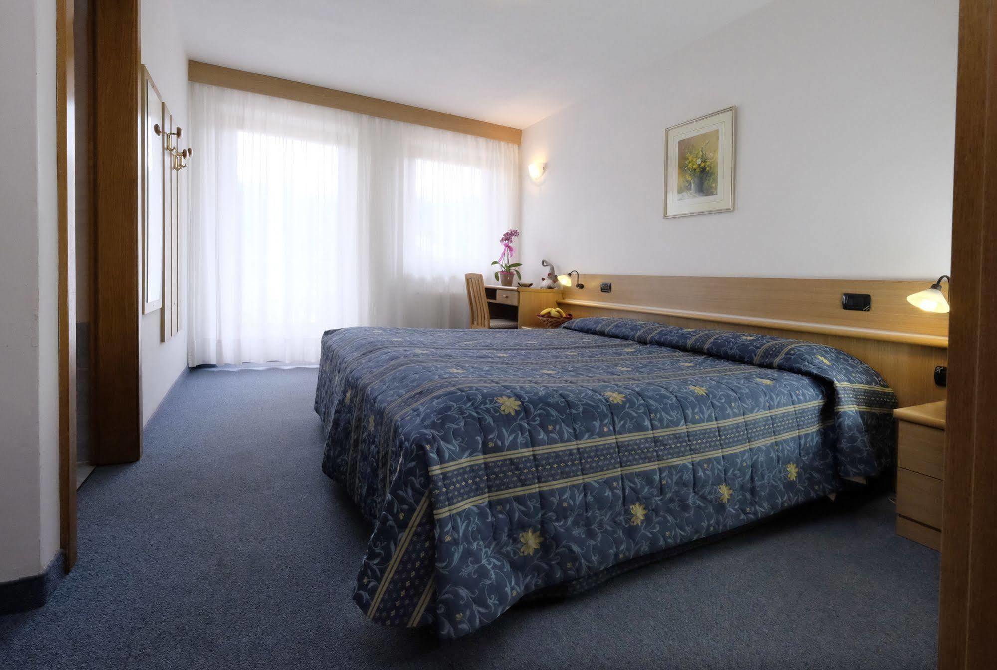 Albergo Antico Predazzo Luaran gambar